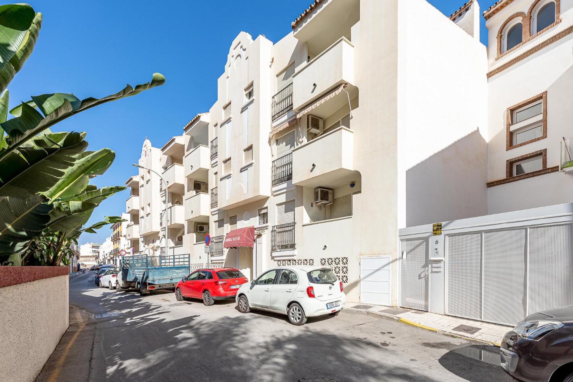 797 Holiday Rentals - Piso Para 3 En La Carihuela Con Piscina Torremolinos Kültér fotó